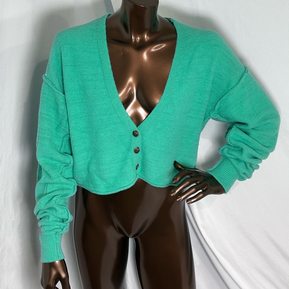Free People Cropped Sweater - Medium - New!